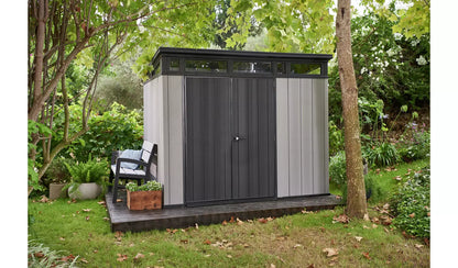Abri de jardin en plastique Keter Artisan 9 x 7 pi à double porte et toit en pente