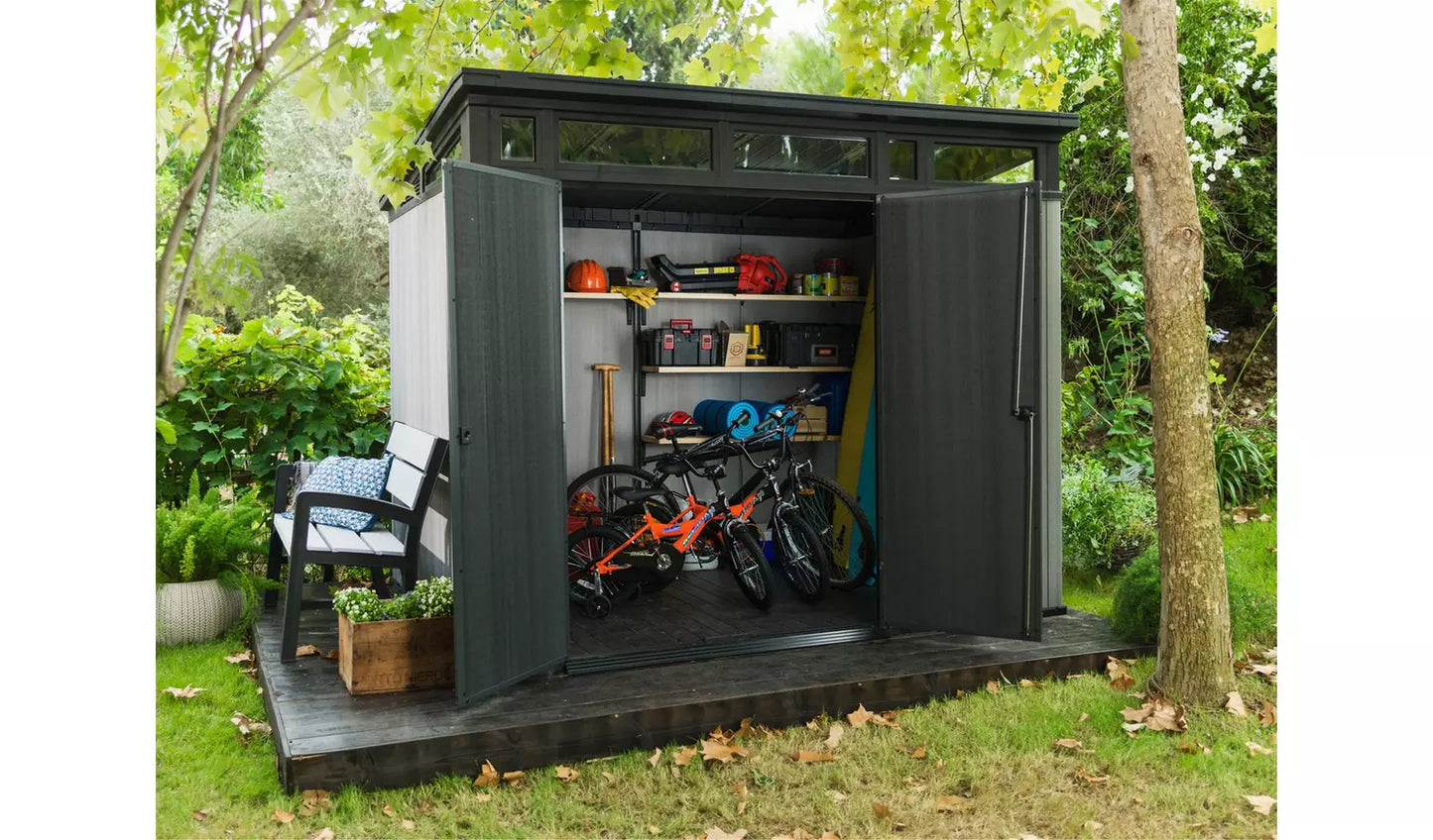 Abri de jardin en plastique Keter Artisan 9 x 7 pi à double porte et toit en pente