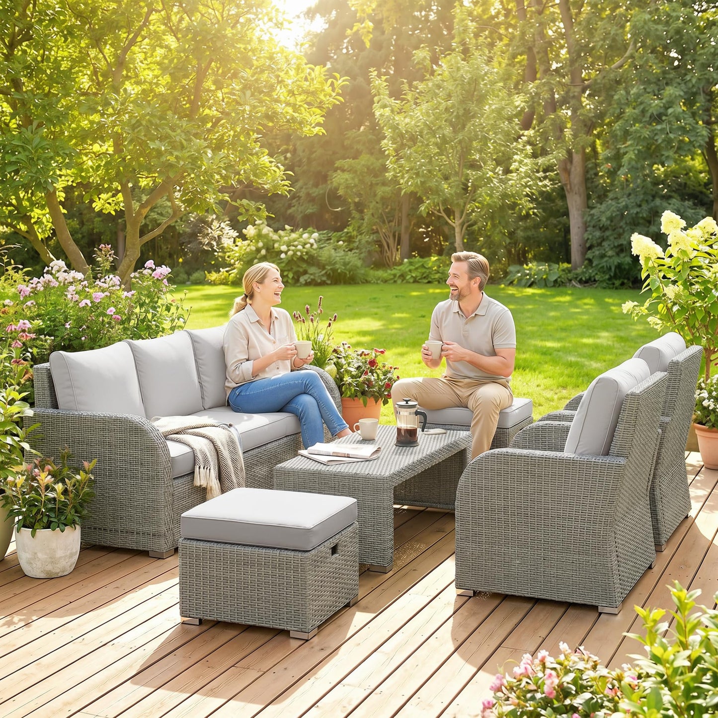 Salon de jardin 7 places en rotin avec chaises inclinables, poufs et table basse